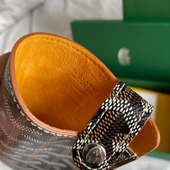 Brand NEW Goyard Sunglasses Case with strap. - Picture 7 of 9